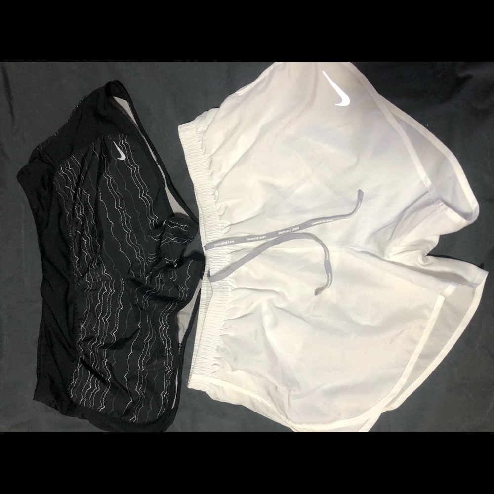 NIKE RUNNING SHORTS - Picture 3 of 3